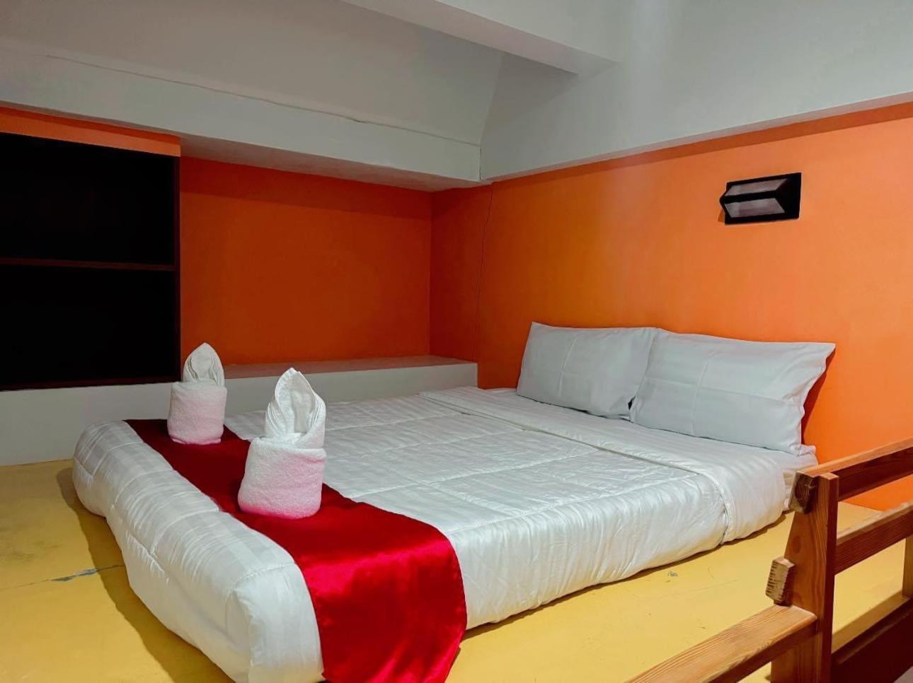 First And Frang Hotel - Koh Phangan Thong Sala Exterior photo